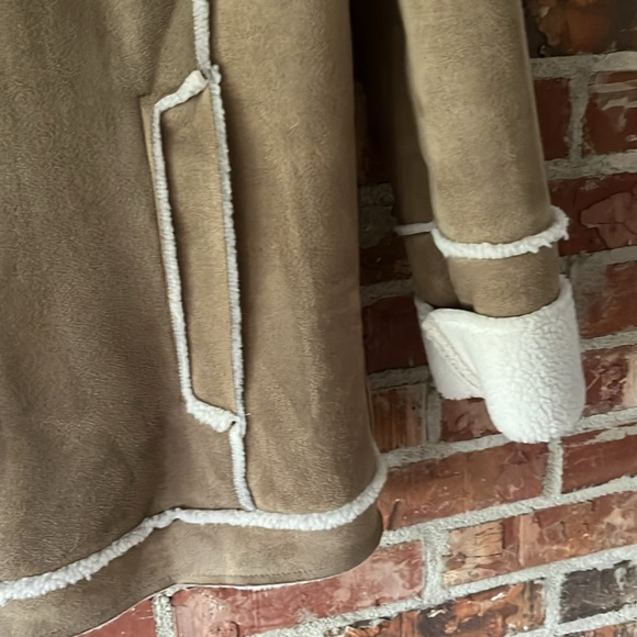 Faux Suede Lined Jacket - Picture 4 of 5